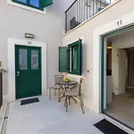 شقة Korta