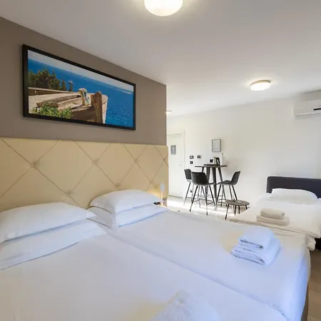 Апартаменти Korta Спліт