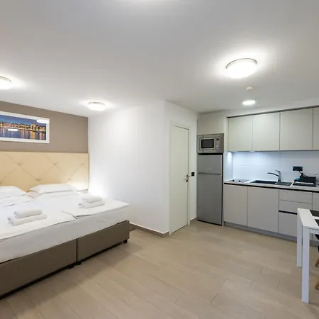 Апартаменти Korta *