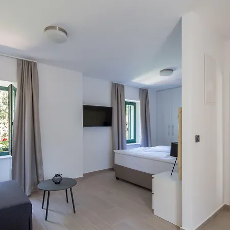 Korta Апартаменти