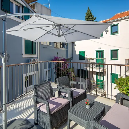 Korta Апартаменти *